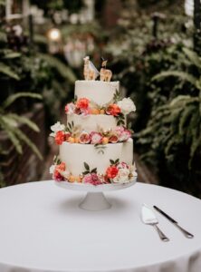Sustainable wedding cake maker